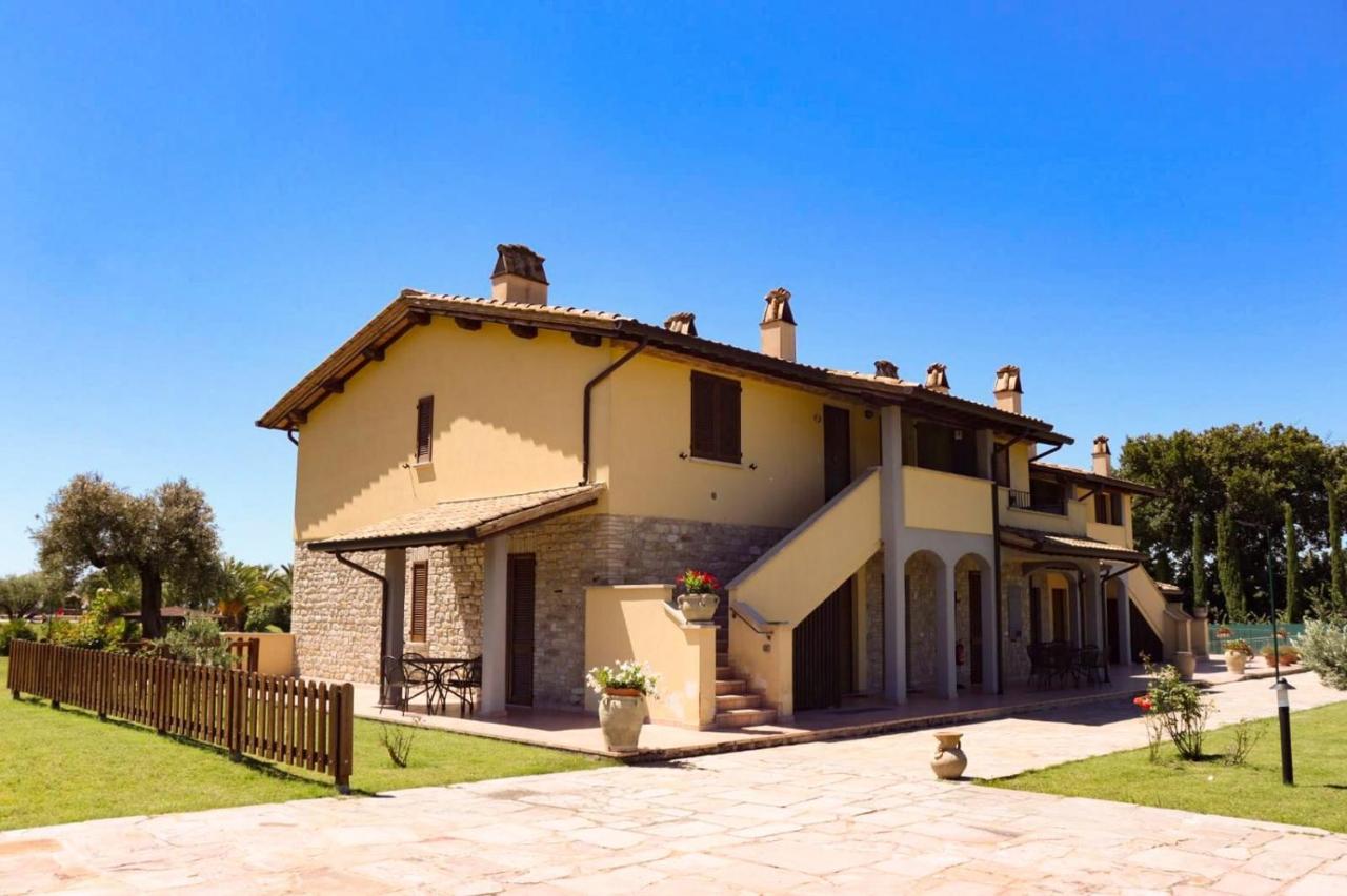 Agriturismo Il Casale Di Monica Rivotorto Buitenkant foto