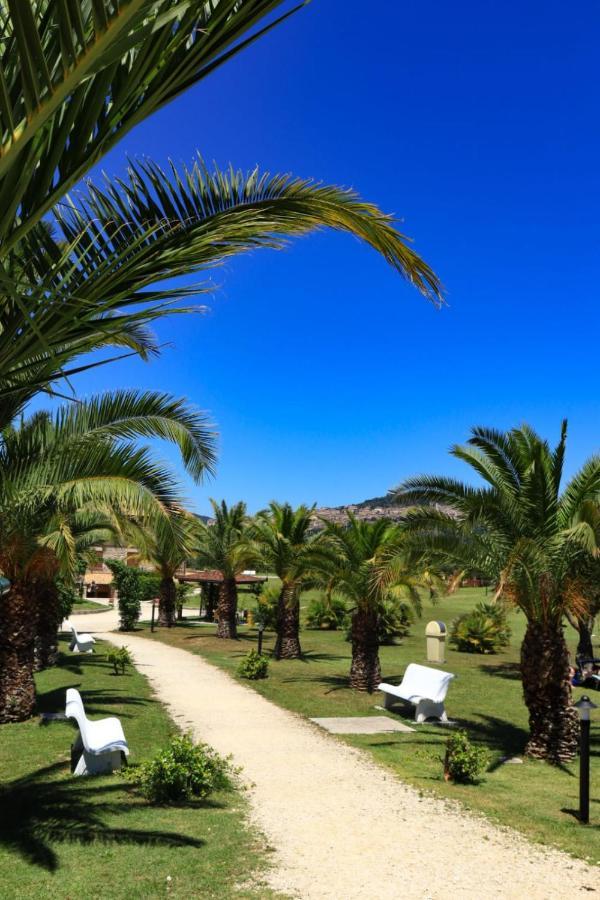 Agriturismo Il Casale Di Monica Rivotorto Buitenkant foto