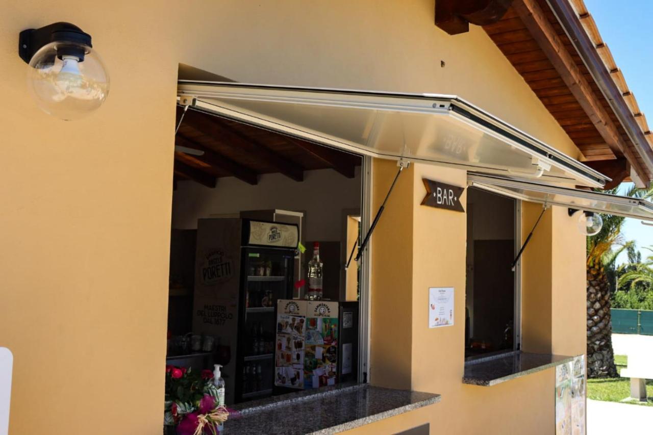 Agriturismo Il Casale Di Monica Rivotorto Buitenkant foto